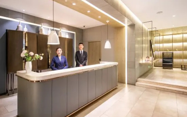 Jinyi Preferred Hotel (Bayannur Linhe Department Store)