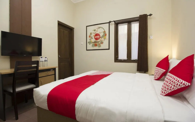 Omah Gedongkuning Syariah Homestay by OYO Rooms