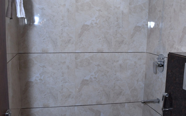 Hotel Bhagyaraj Palace - Best Hotel In Kanpur