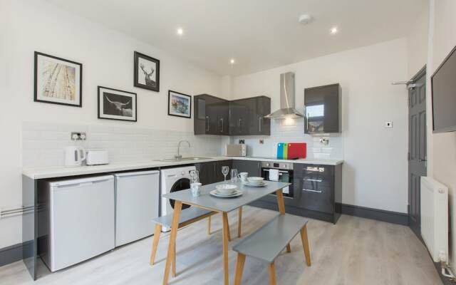 Townhouse @ 58 Brooklyn St - Crewe