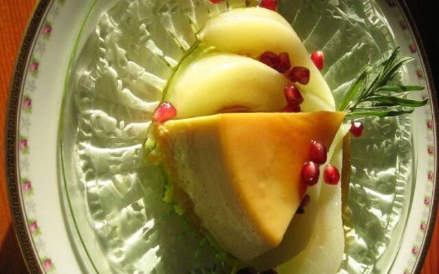 Lazyjack Inn on Dogwood Harbor