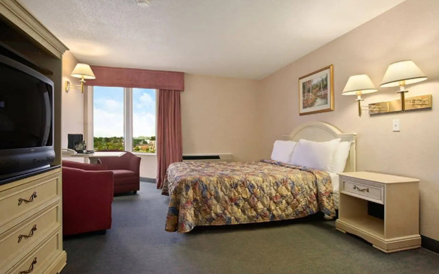 Fairfield by Marriott Niagara Falls, Canada