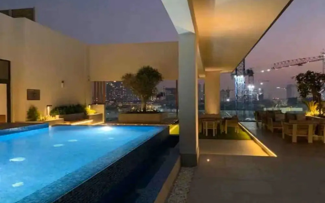 Spacious 2BR in Oxford 212 by Bespoke