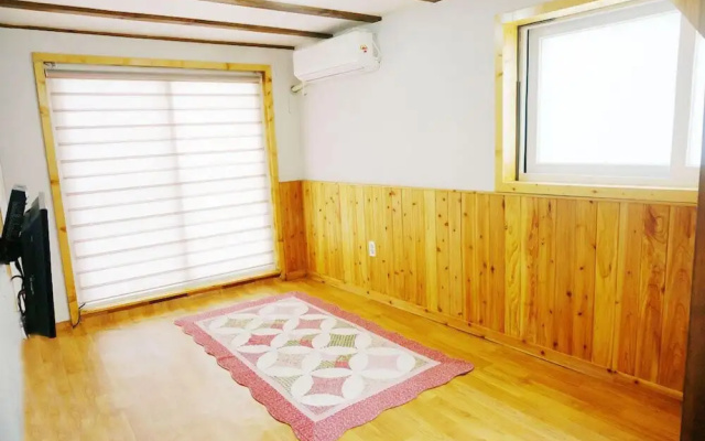 Unnie Guesthouse - Hostel