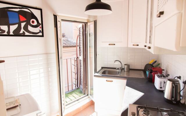 Romefinestay Apartment Luce