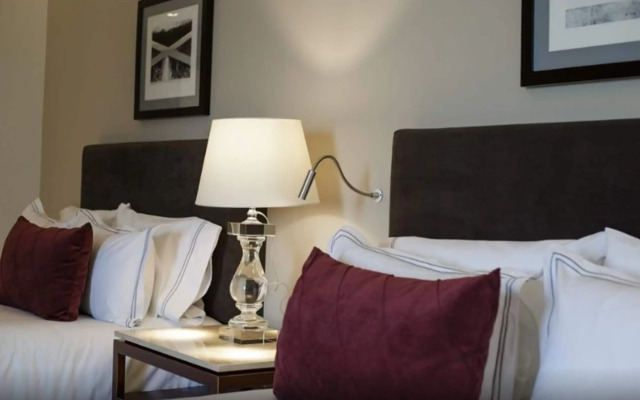 Square Small Luxury Hotel - Providencia