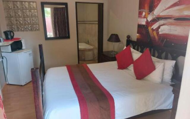 Ikhutse Manor Guest House