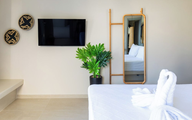EvMaria Suites