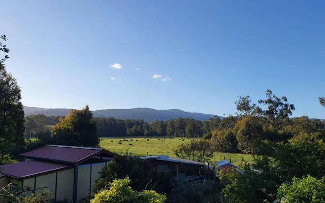 Oaktree Guest House
