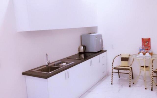 HHen Apartment Hotel