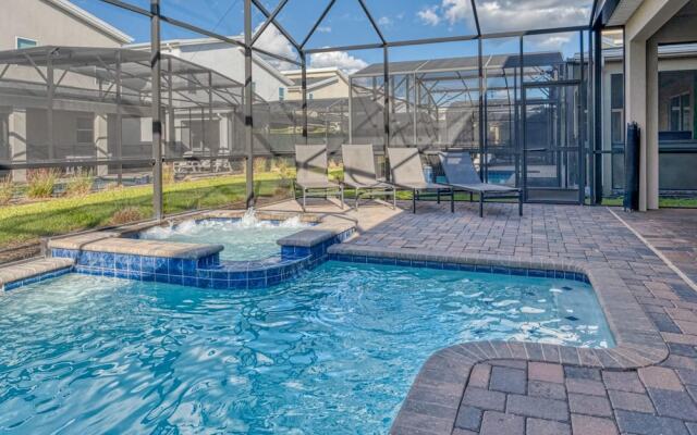 Family Paradise Space Themed Perfect Location