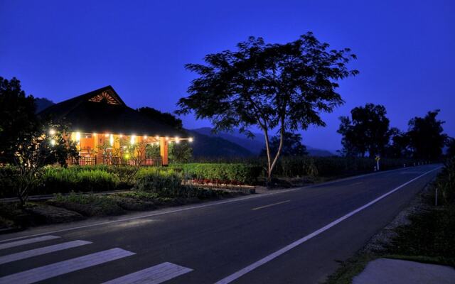 Rai Saeng Arun Resort