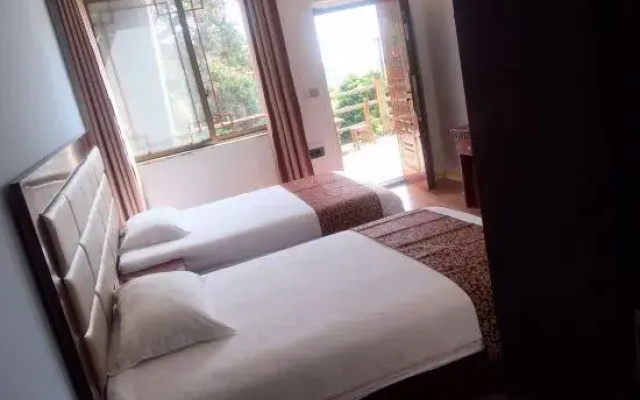 Emeishan Friendship Hotel