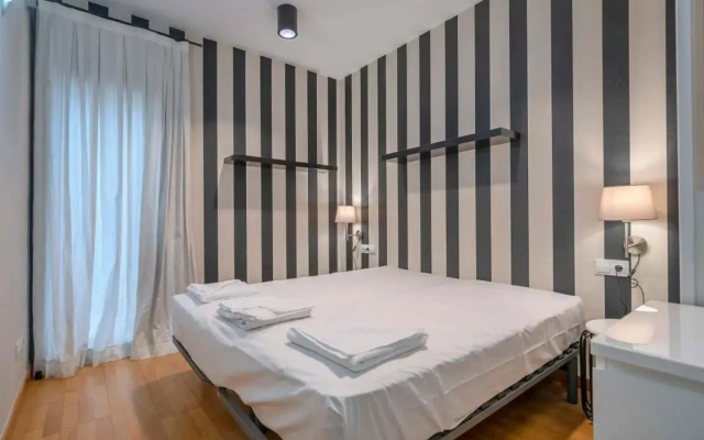 Modern and bright Duplex apartment in Eixample 4-3