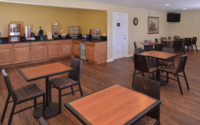 Pleasant Inn