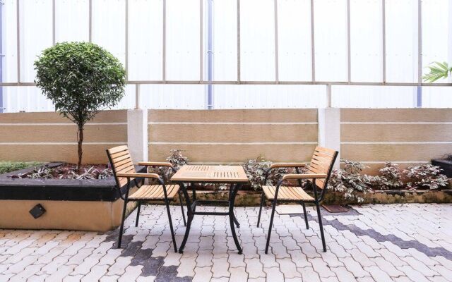 Treebo Cmks Habitat Center, Cochin