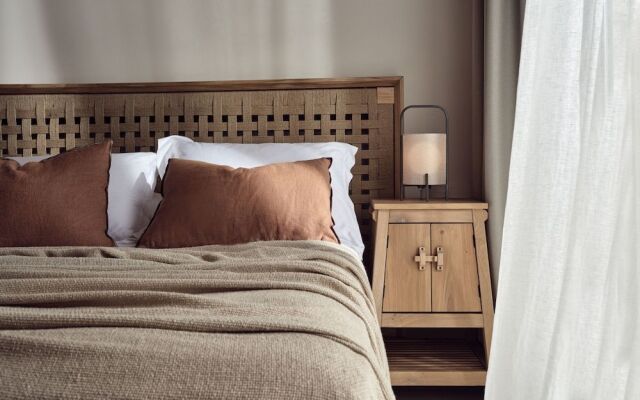 Rebek Luxury Villas & Suites