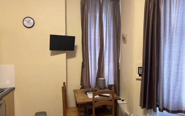 Woodfield Lodge Apartments