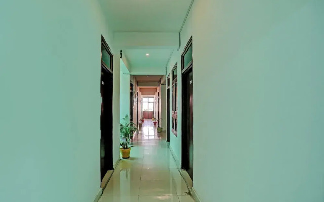 Shree Hotel