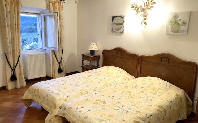 Villa With 3 Bedrooms in Saint-martin-de-pallières, With Wonderful Mou