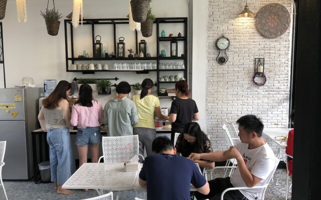 Sherloft Home and Hostel Private Room