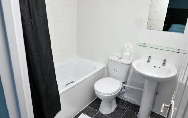 Warrens Village Motel and Self Catering