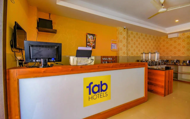 FabHotel Apricot Premier