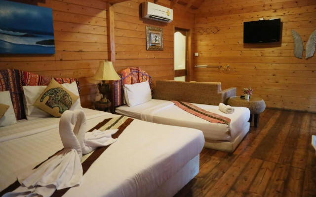 Loghome Boutique