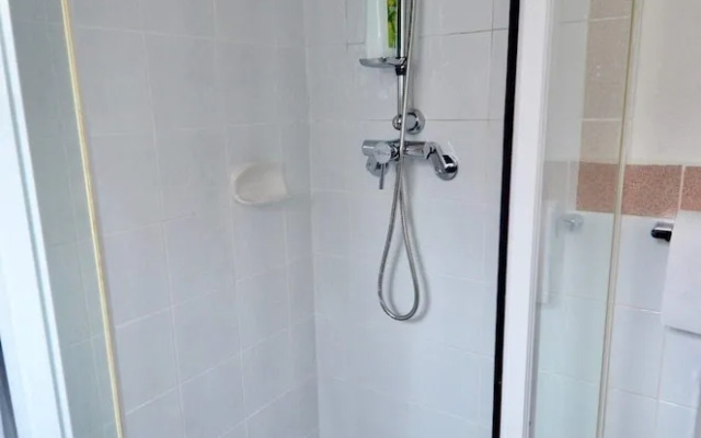 Cute Studio Apartment in Maroubra