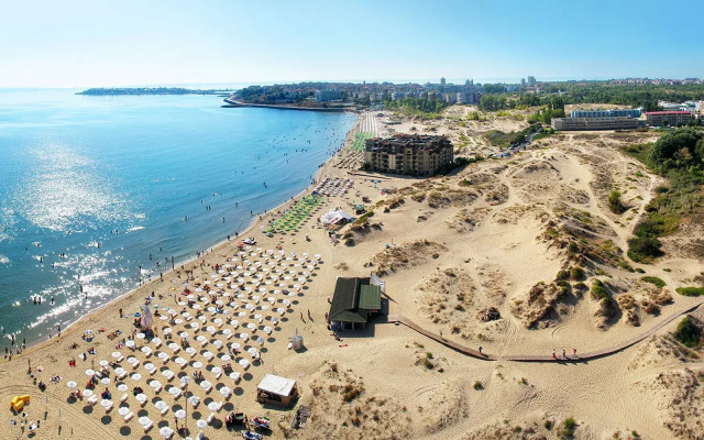 Hotel Amfibia Beach
