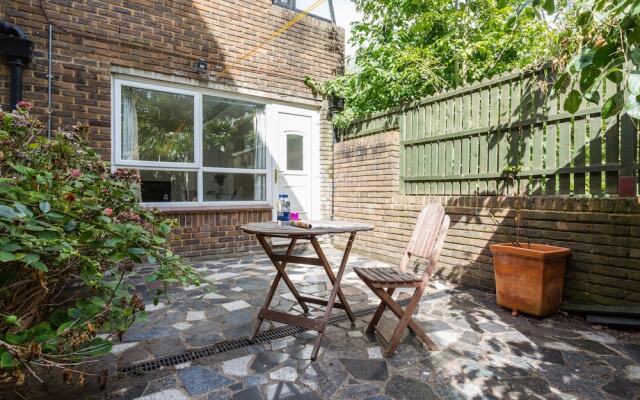 2 Bedroom Flat In Hammersmith Near The Thames