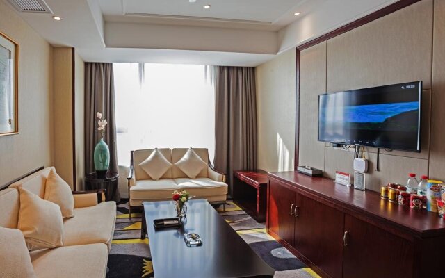 Huzhou Wealth Hotel