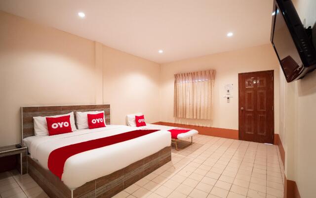 OYO 645 Baan Ruangrungroj (Vaccinated Staff)