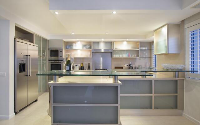 Clifton Views - Clifton