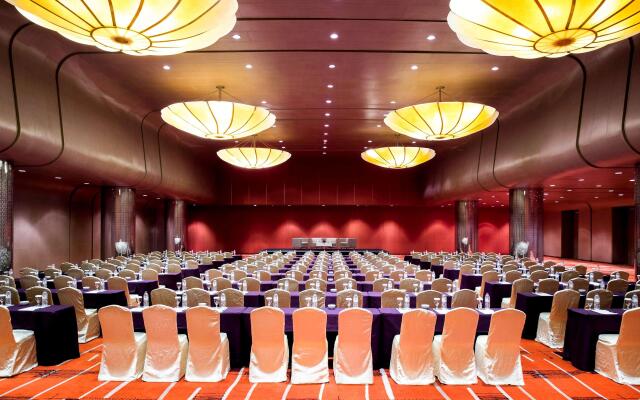 Grand Mercure Jakarta Harmoni