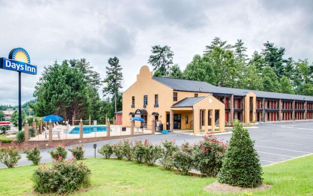 Columbus Inn and Suites