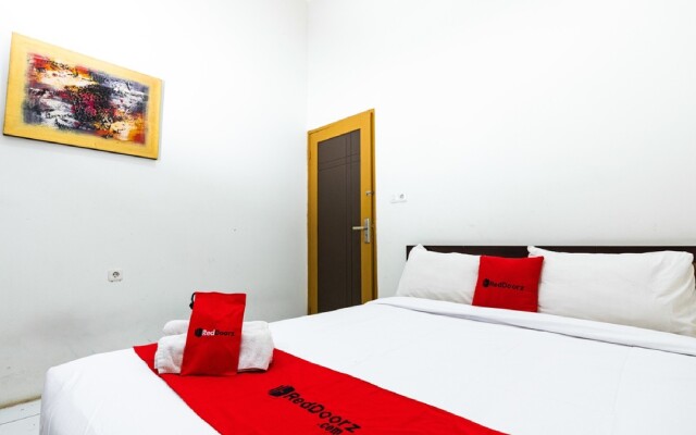 RedDoorz @ Hertasning Area 2