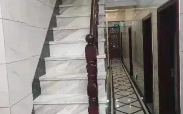Gongzhuling Jiaxin Hotel