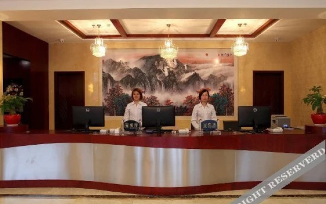Hangzhou Zhenda Hotel (Chengbei Vientiane City Haoyun Street Subway Station)