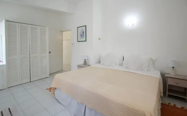 Winter Retreat 2 Bedroom Home by Bluescape