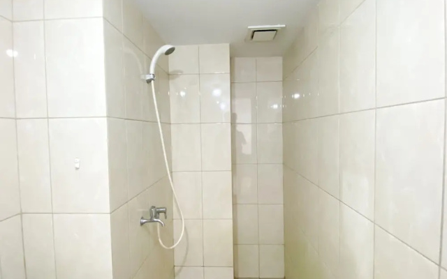 Best Deal And Minimalist 2Br At Springlake Summarecon Bekasi Apartment – Bathroom – Bekasi