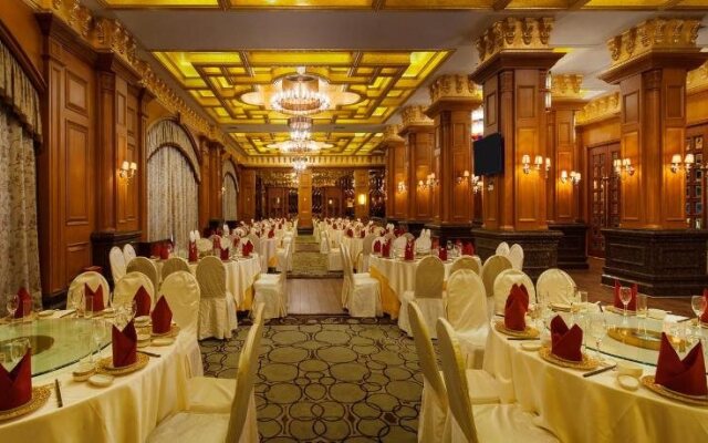 Chongqing Auwi Hotel