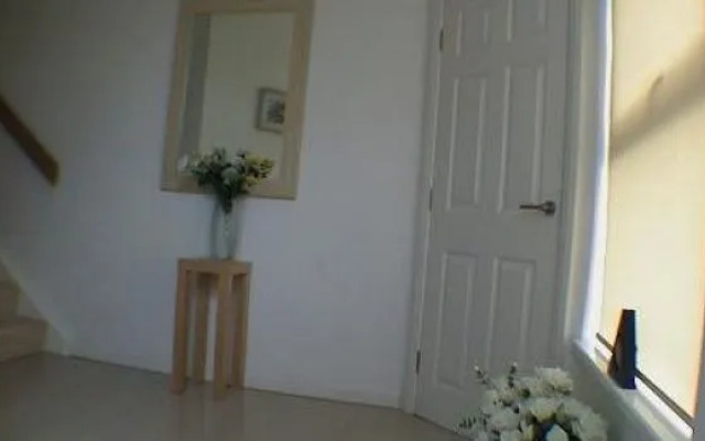 Earle House Serviced Apartments