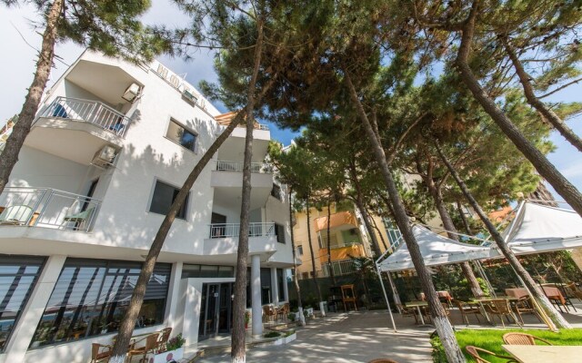 Hotel Andi