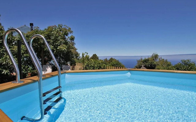 Casa Rosales with Pool & Wifi