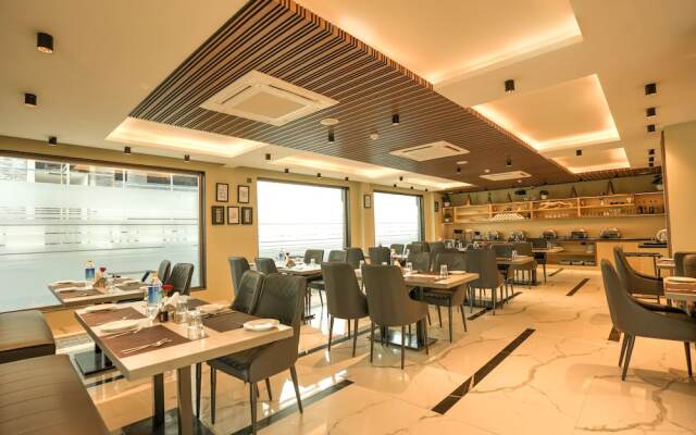 Hotel Rj - Managed by AHG