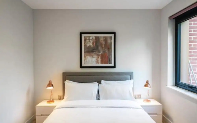 The Hampstead Crib - Bewitching 2bdr Flat With Balcony