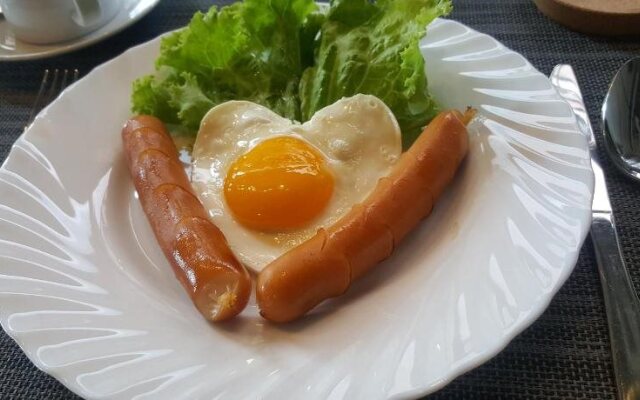Saya Loft Hostel Lopburi