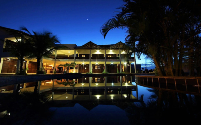 Windtown Beach Hotel