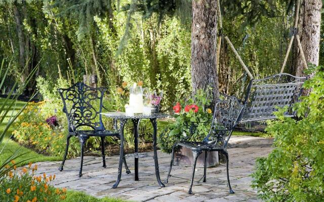 Gibson Mansion Bed and Breakfast